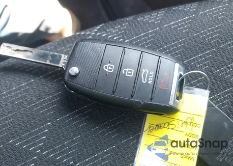 2019 Kia Rio 5-Door S из США, поврежденный, VIN 3KPA25AB1KE194432